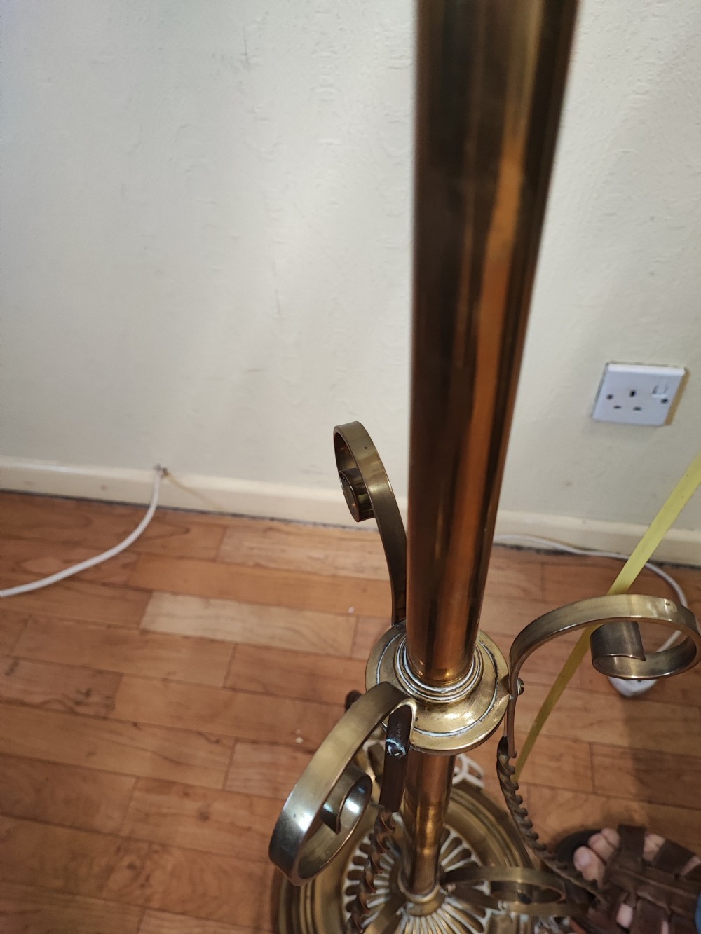 Victorian brass telescopic standard lamp with shade. View III