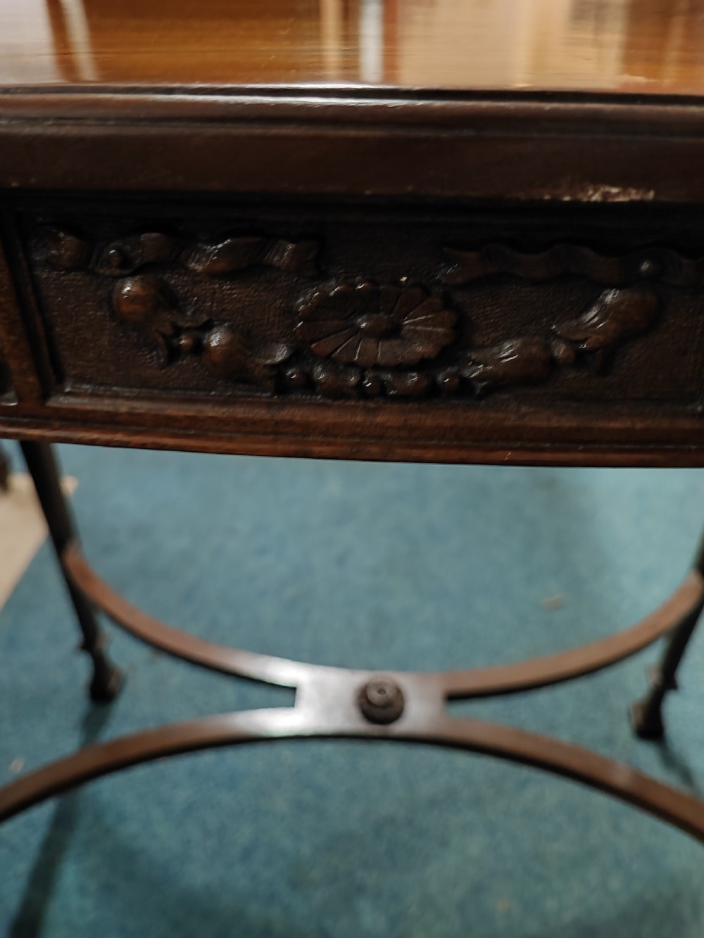 An antique carved Adams style mahogany lamp or side table. View V