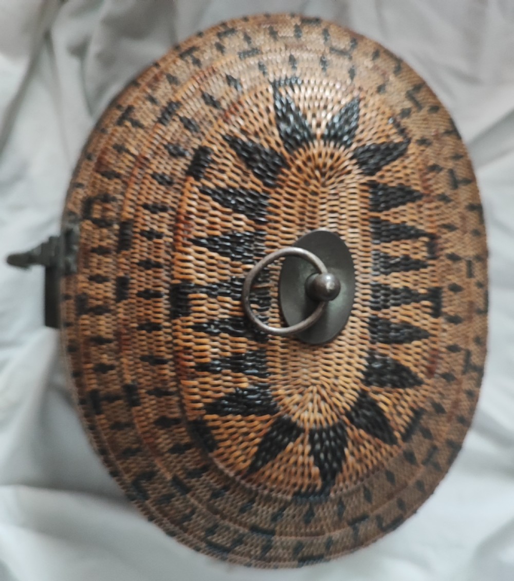 Early 19c basketry made box. View V