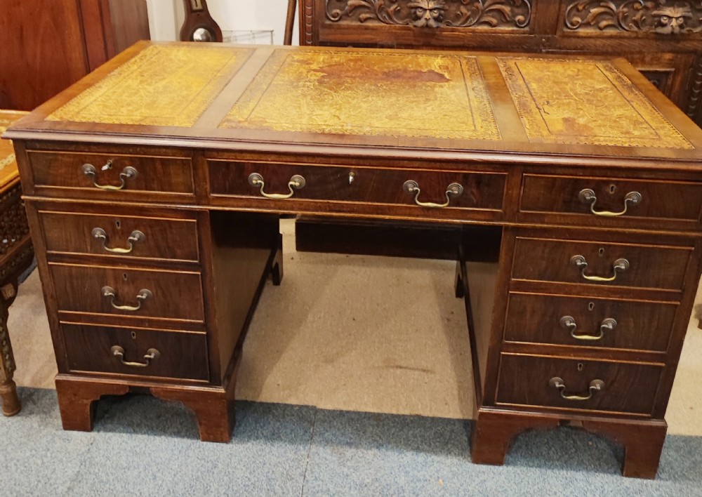 A George III style mahogany  desk 
