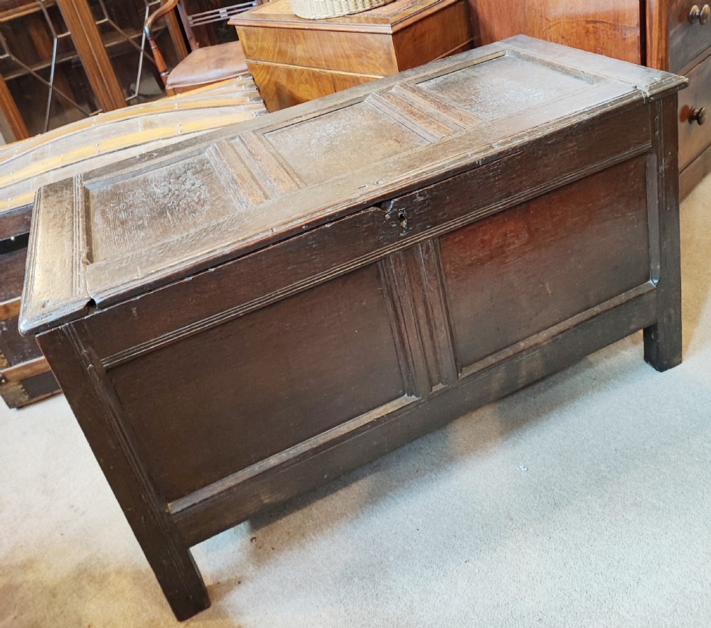 Early 18c paneled oak coffee 
