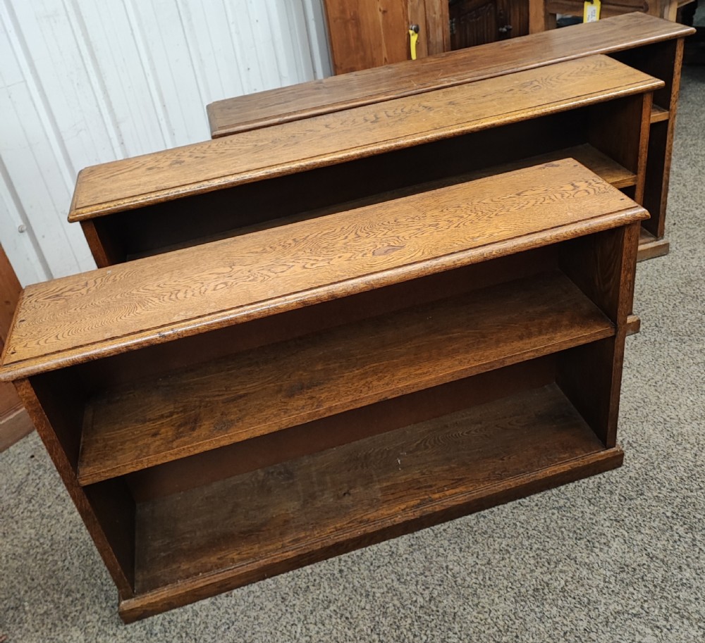 Set of 3 practical oak open bookcases View II