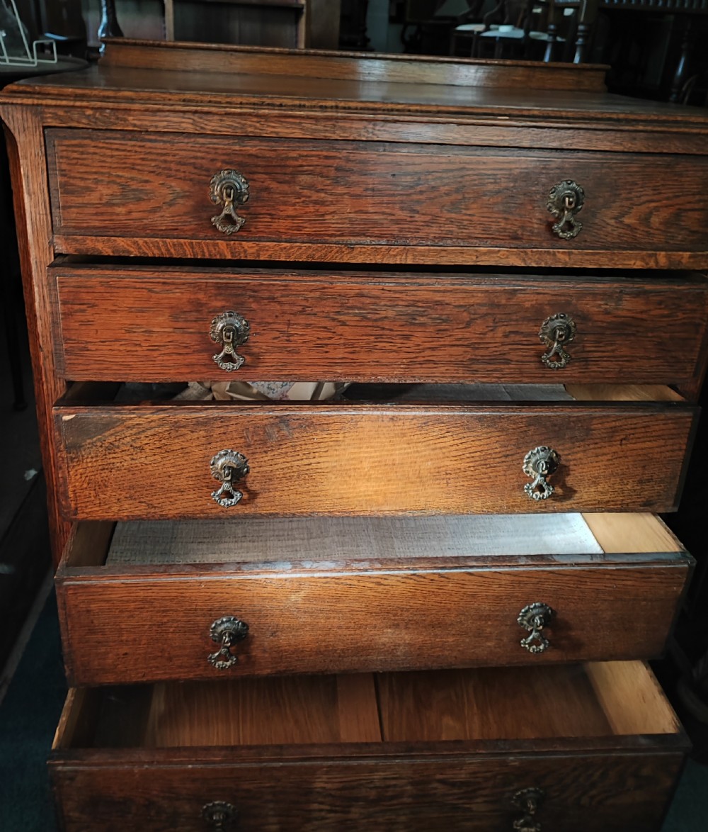 1920s tall oak chest of drawers. View IV