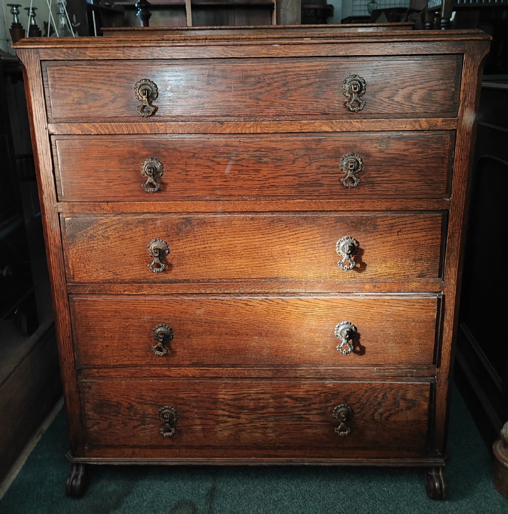 1920s tall oak chest of drawers. View VI