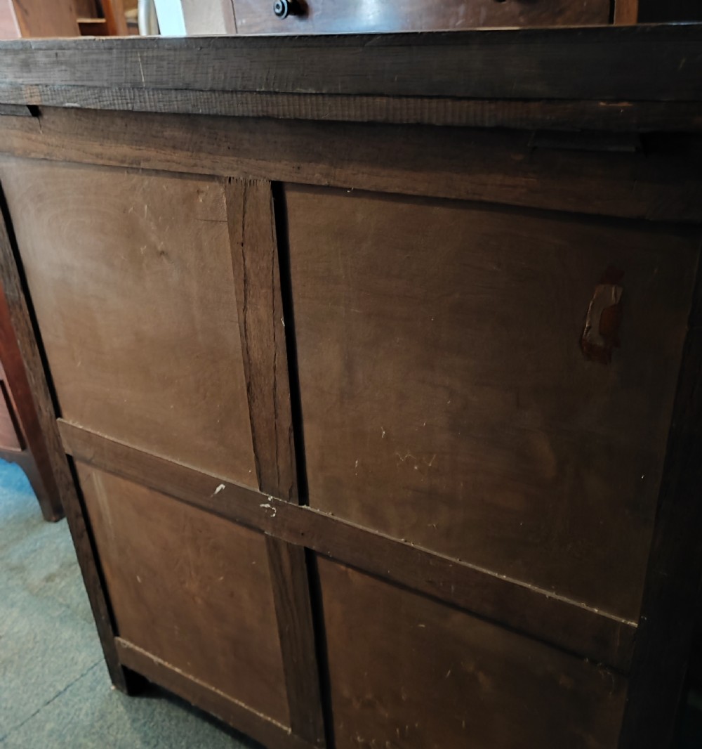 1920s tall oak chest of drawers. View VII