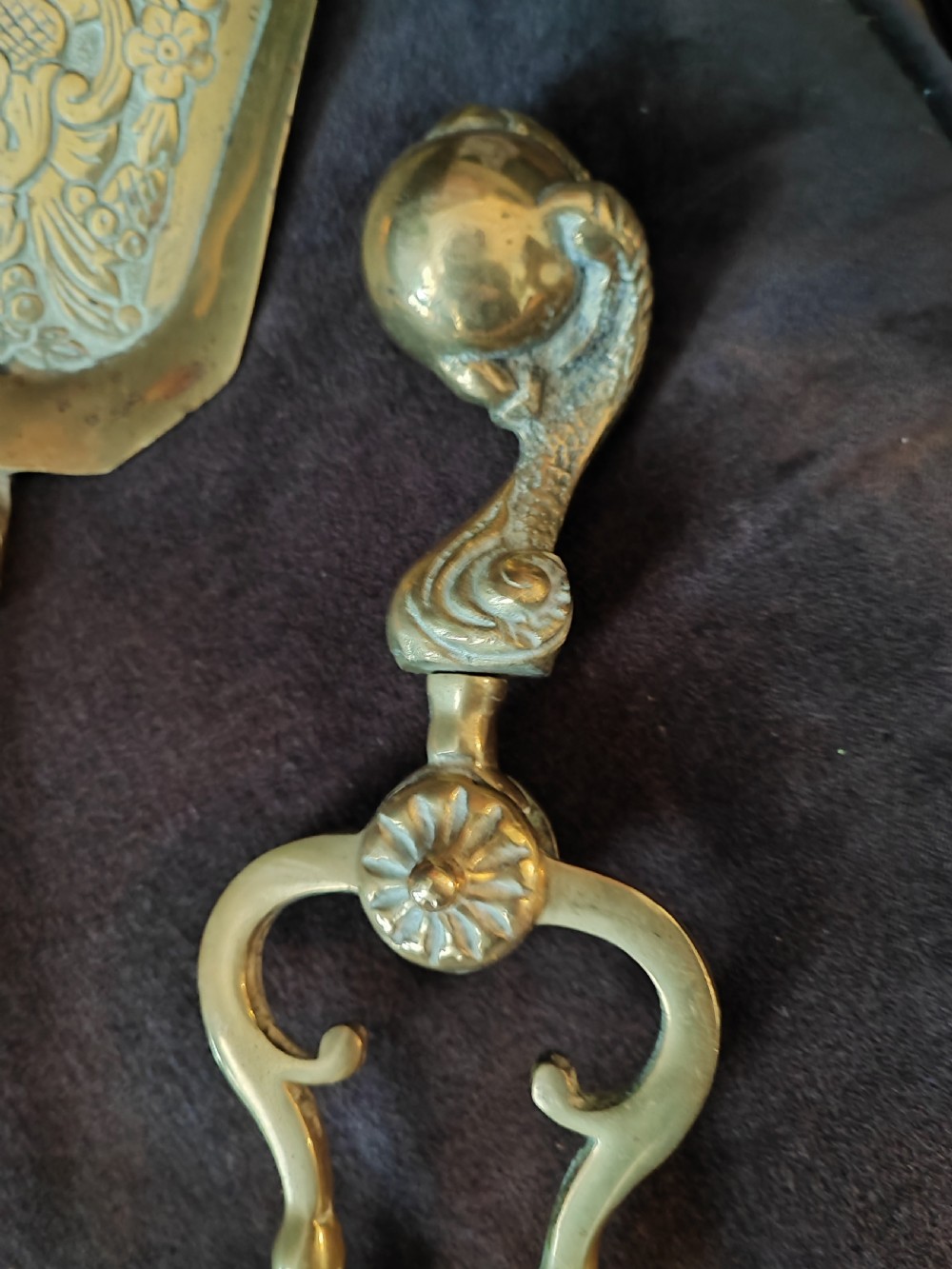 A heavy set of 3 ball and claw brass fire irons View VII