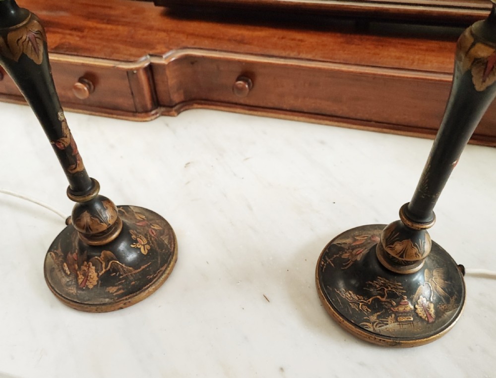 Pair of antique Chinoiserie lacquered table lamps. View VII