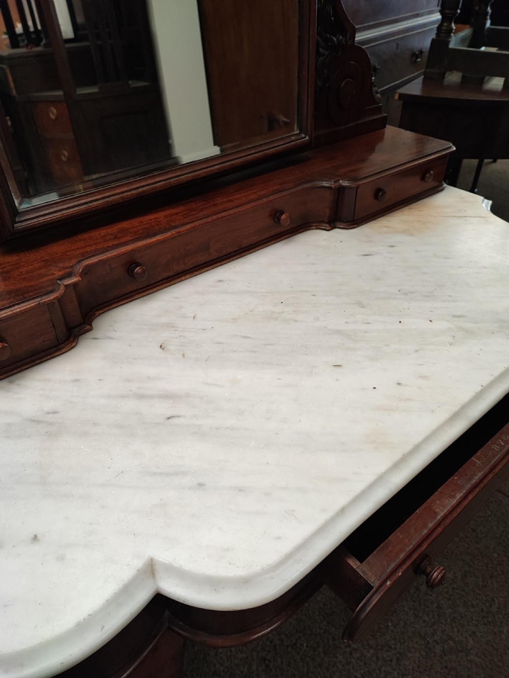 Victorian mahogany dressing table by H Ogden , Manchester. View XII