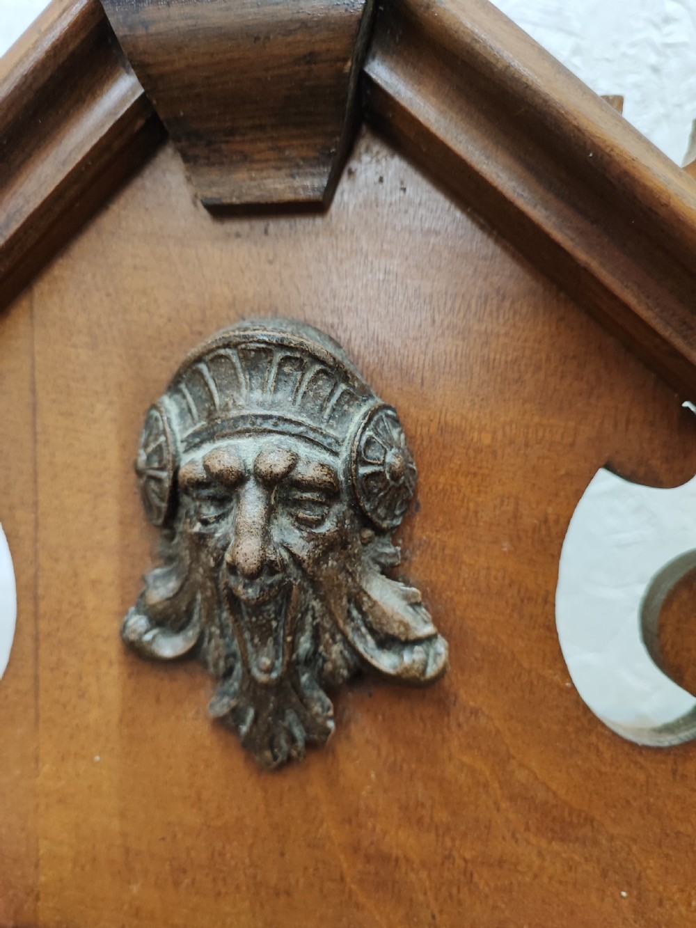 A Victorian 2 weight Vienna wall clock  View II