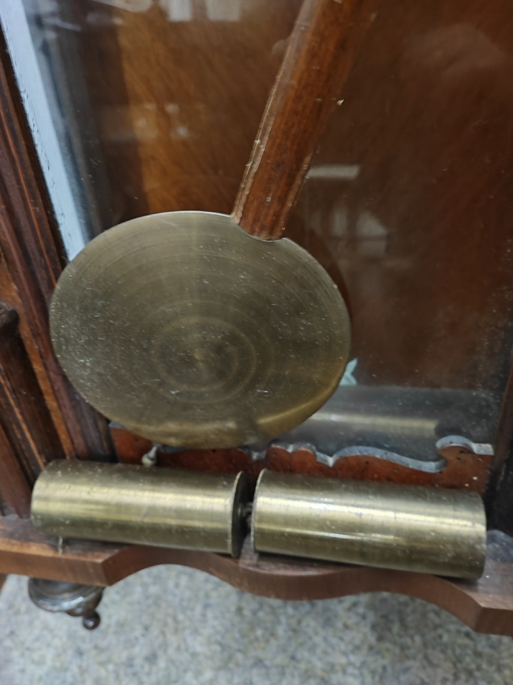 A Victorian 2 weight Vienna wall clock  View VII