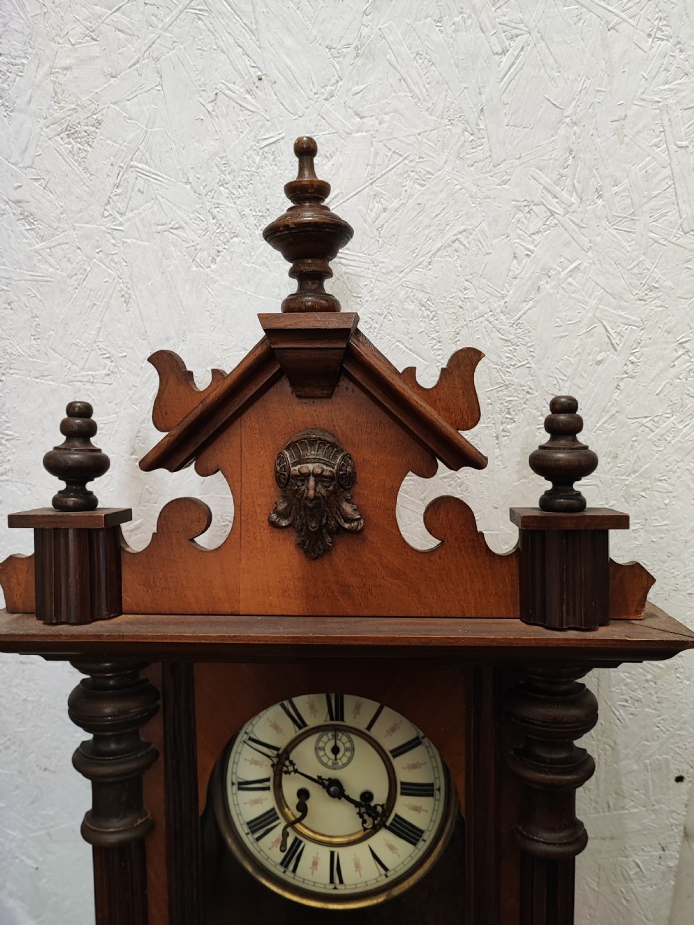 A Victorian 2 weight Vienna wall clock  View X
