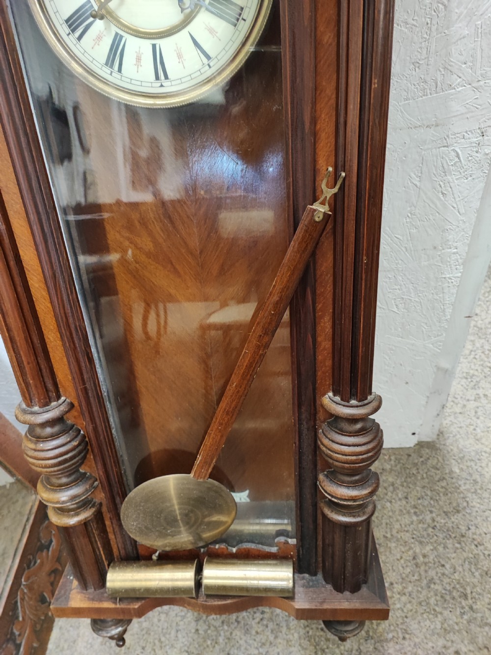 A Victorian 2 weight Vienna wall clock  View XXI