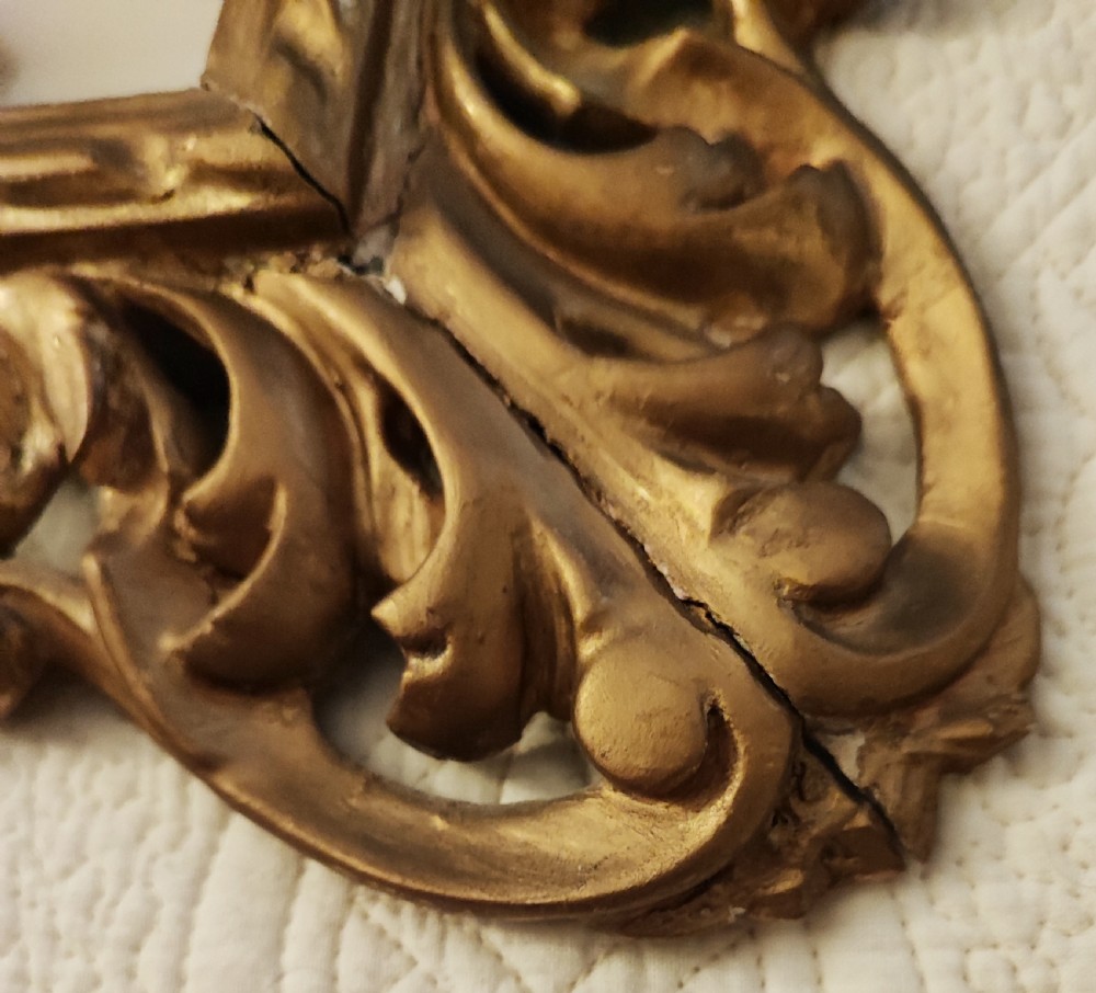  attractive antique Florentine carved giltwood mirror. View XI