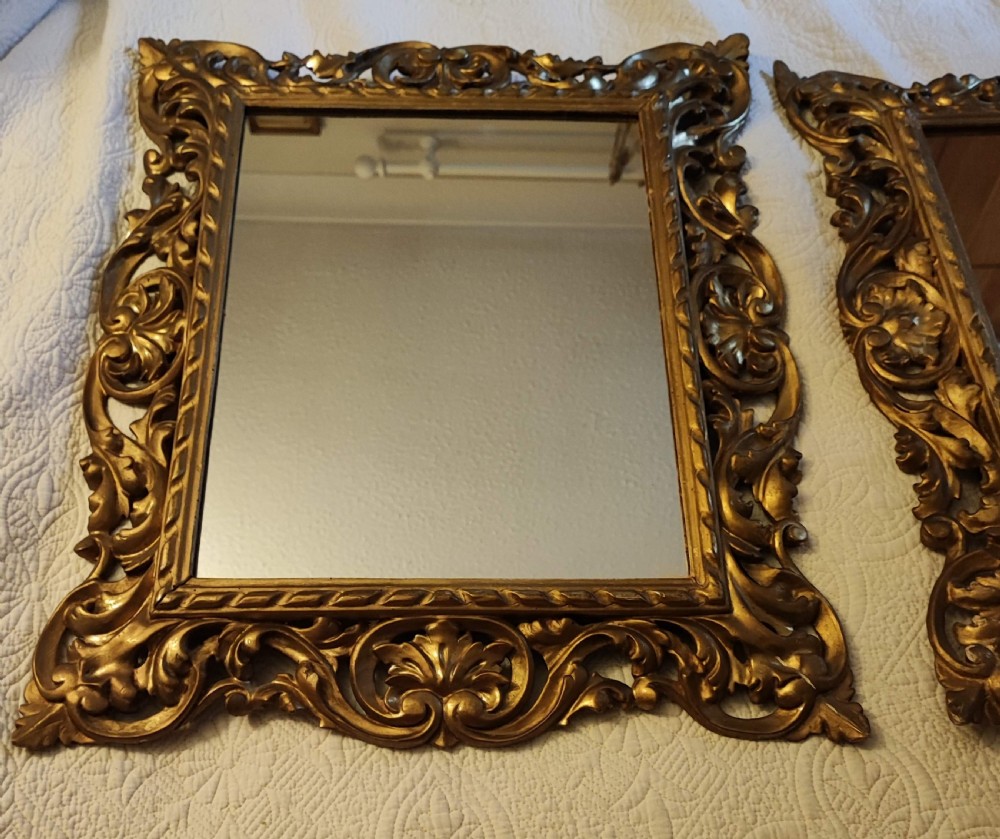  attractive antique Florentine carved giltwood mirror. View XIII