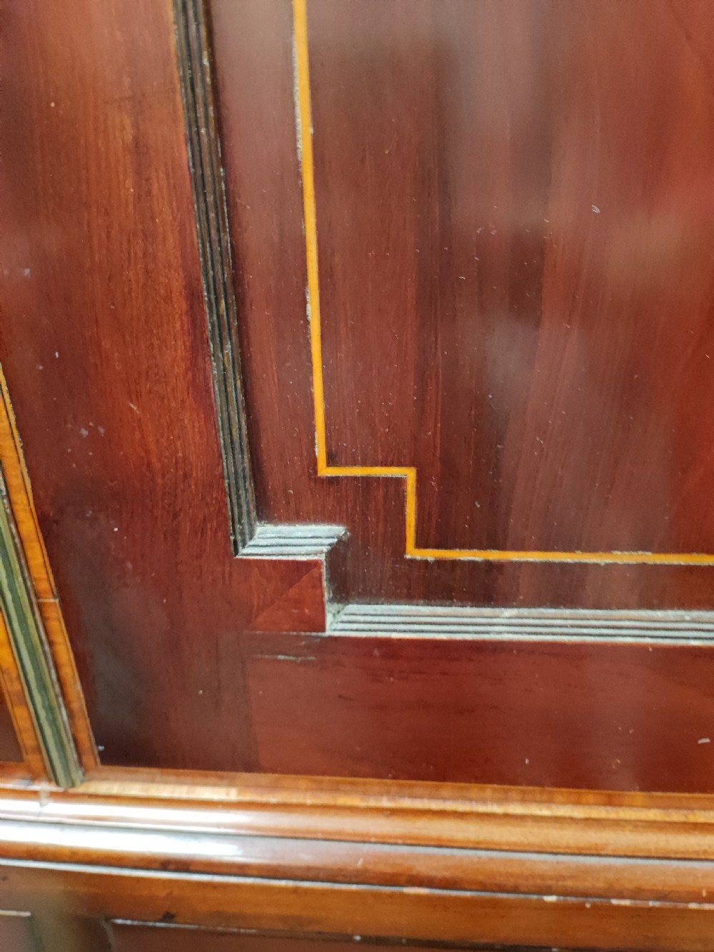 Good Regency inlaid linen press. View V
