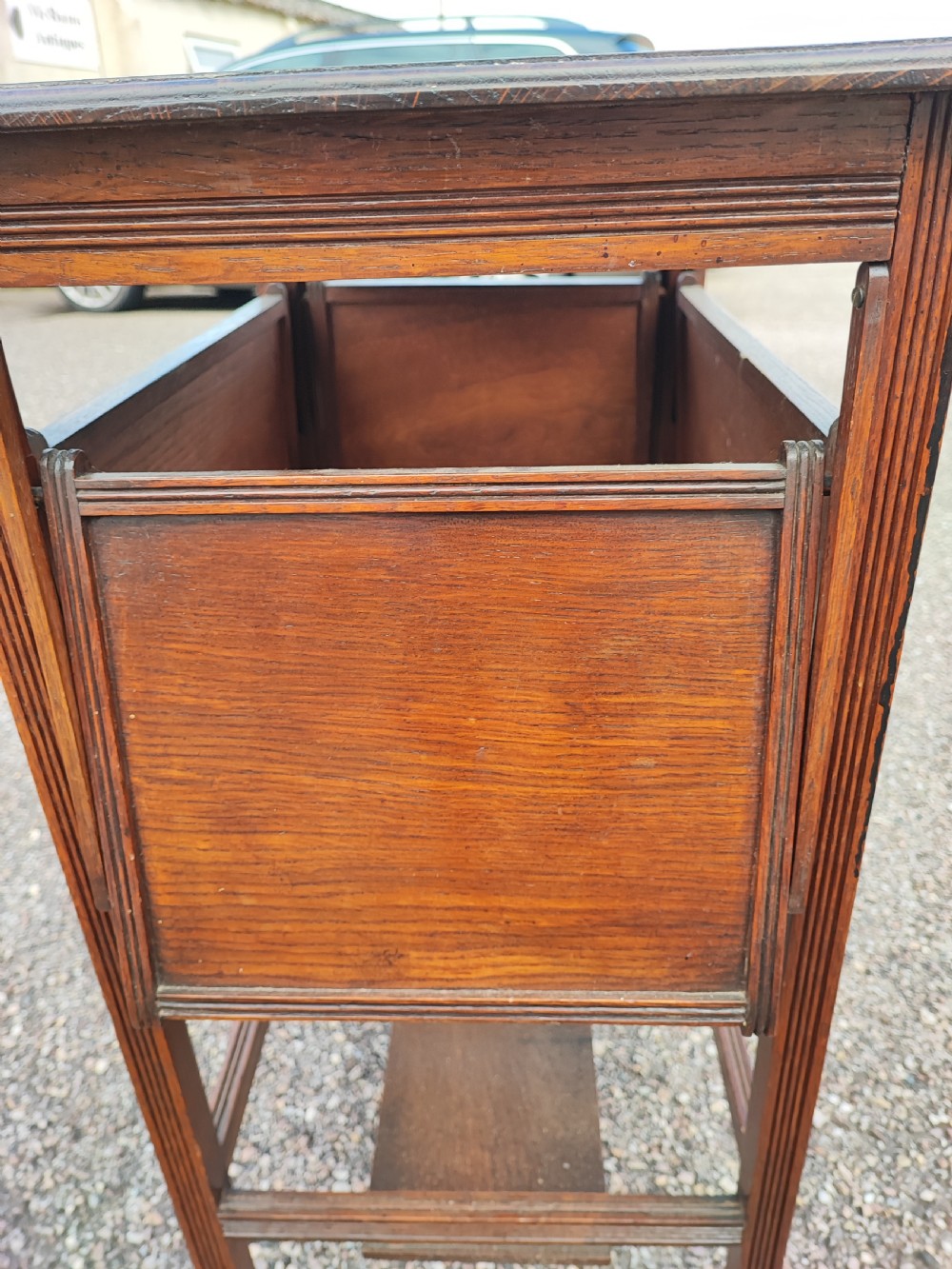 Art's and crafts oak drop sides occasional table. View III