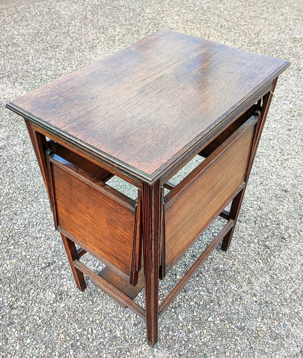 Art's and crafts oak drop sides occasional table. View IV