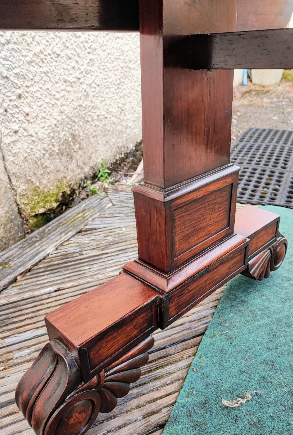 A beautiful Regency rosewood sofa table. View II
