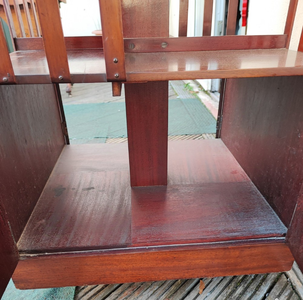 A quality and large size Victorian mahogany revolving bookcase. View II