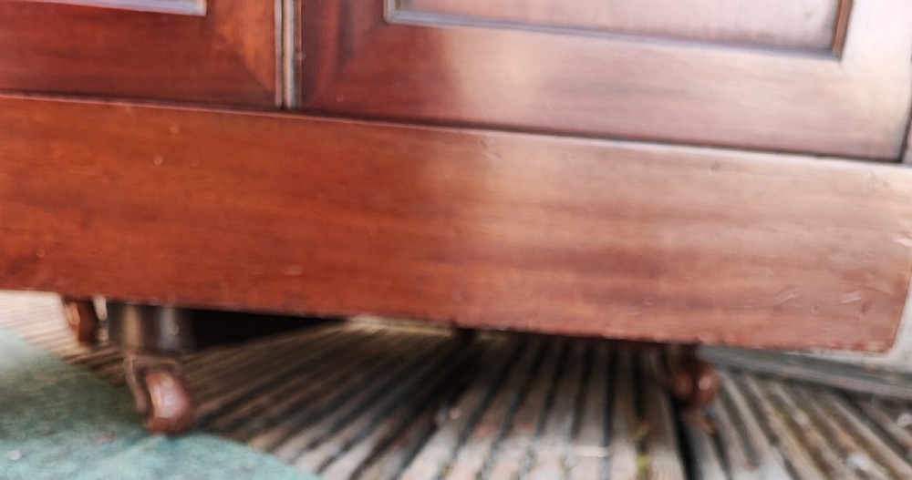 A quality and large size Victorian mahogany revolving bookcase. View VIII