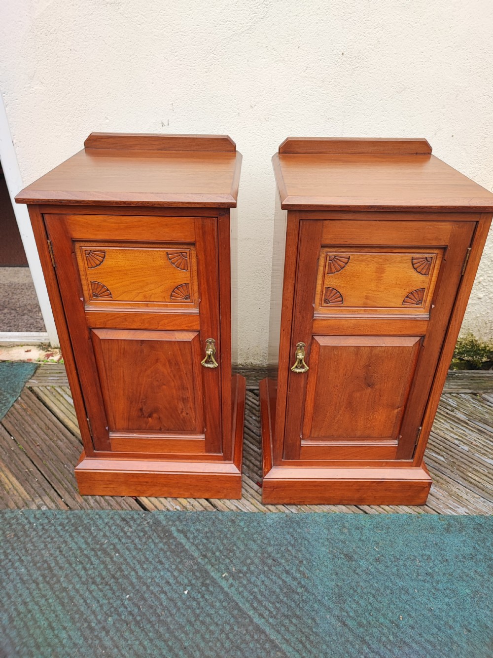 A good pair of Victorian solid walnut bedside cabinets. View VIII