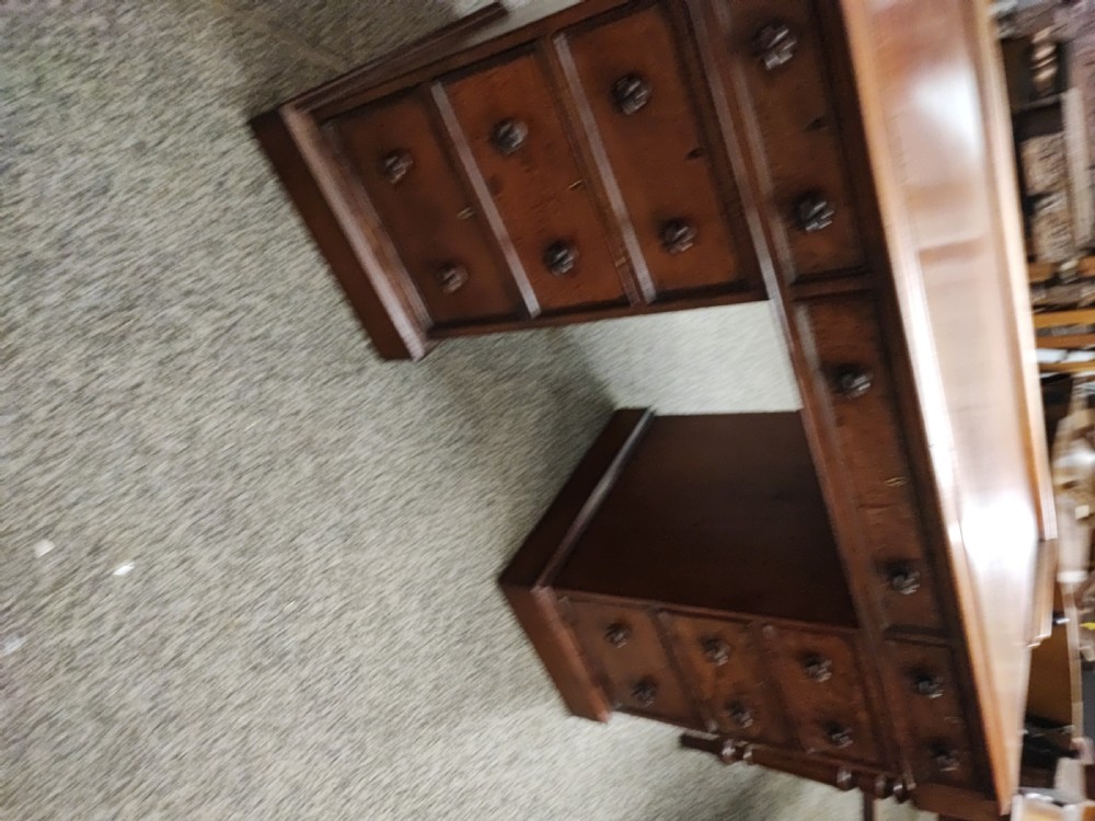 Quality Victorian mahogany pedestal desk. View XVIII