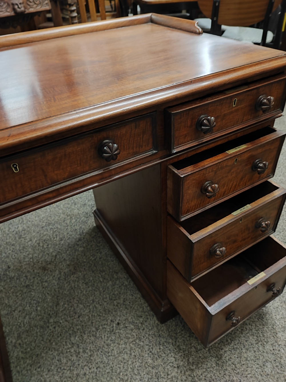 Quality Victorian mahogany pedestal desk. View XIX