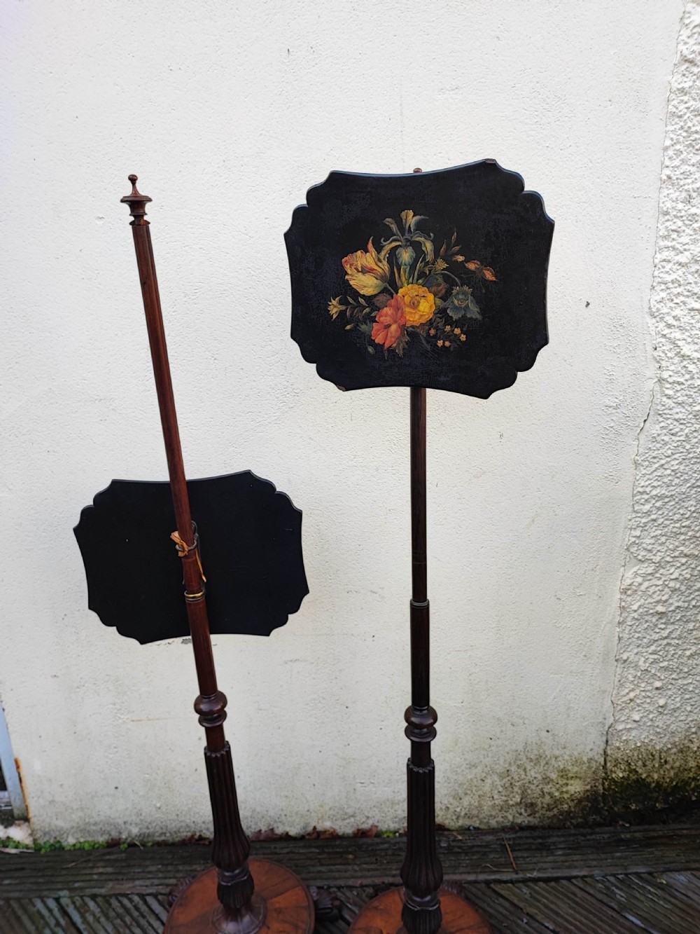 A fine pair of Regency rosewood pole screens. View V