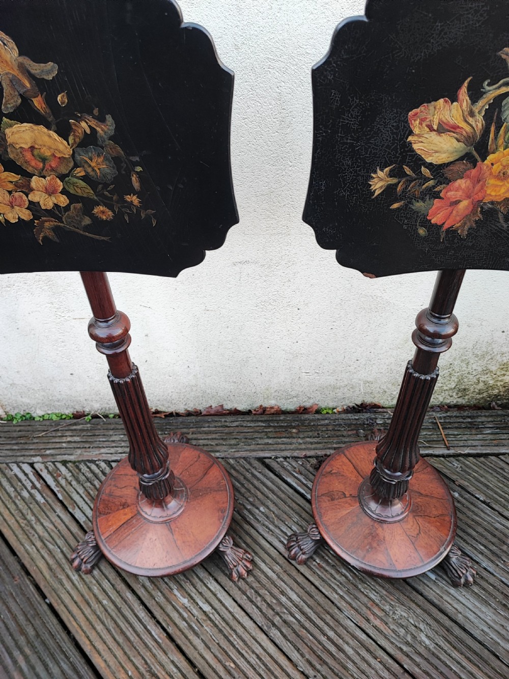 A fine pair of Regency rosewood pole screens. View XV