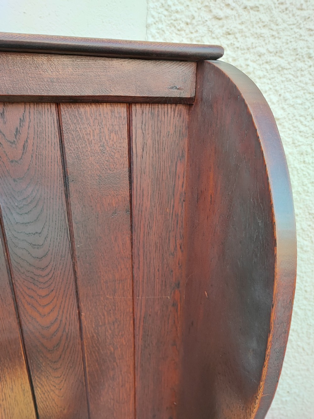 Antique oak, small tavern settle. View IV