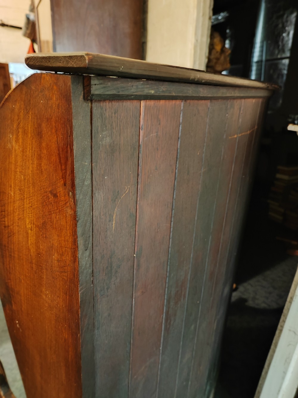 Antique oak, small tavern settle. View XIII