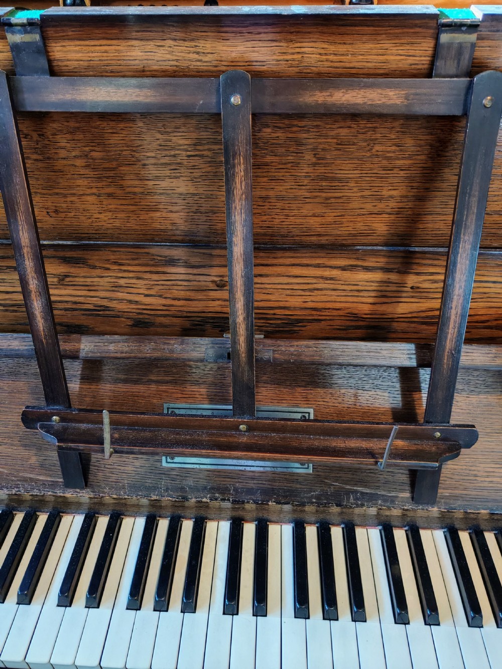 A superb art's and crafts piano,case by Walter Cave , movement by Carl Bechstein. View VI
