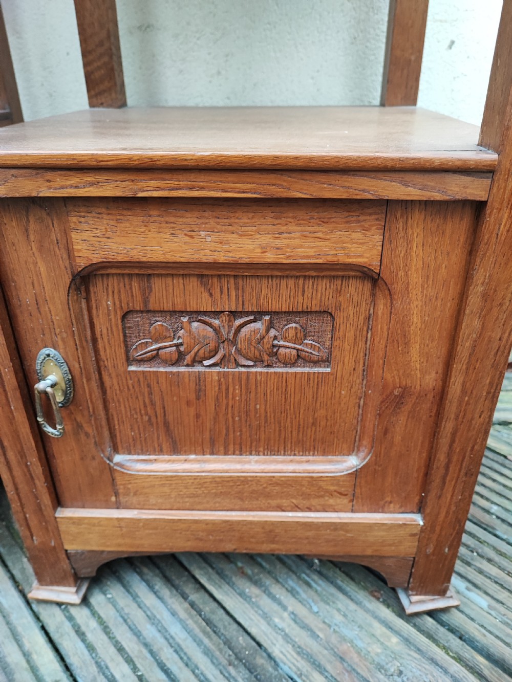 A good pair of golden oak marble top bedside cabinets. View V