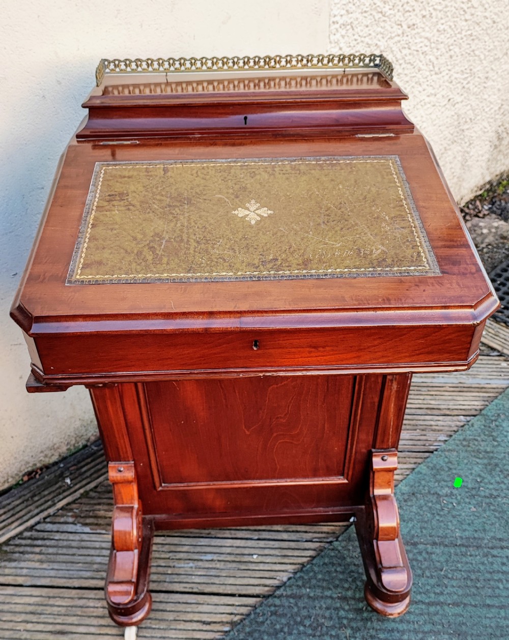 Victorian mahogany Davenport. View III