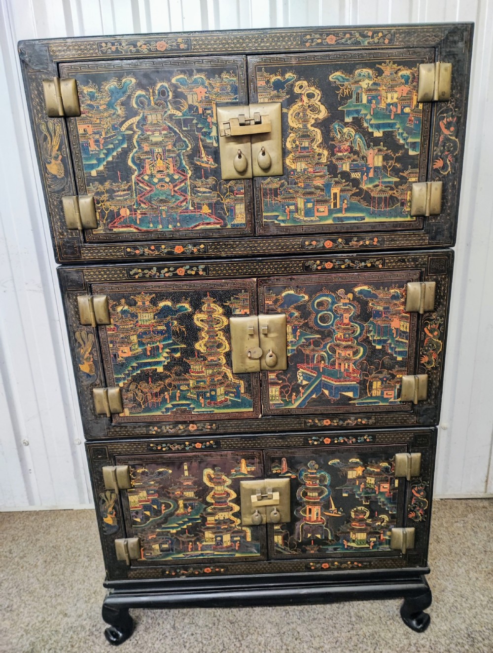 A fine antique Chinese lacquered 6 door robe cabinet 