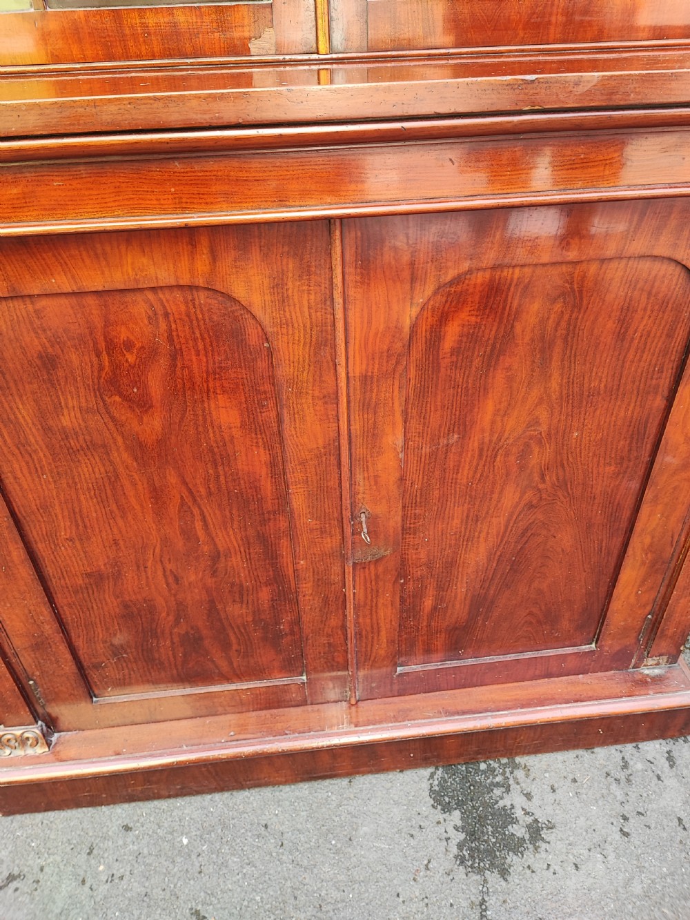 Victorian mahogany 2 door bookcase,with glazed top. View II
