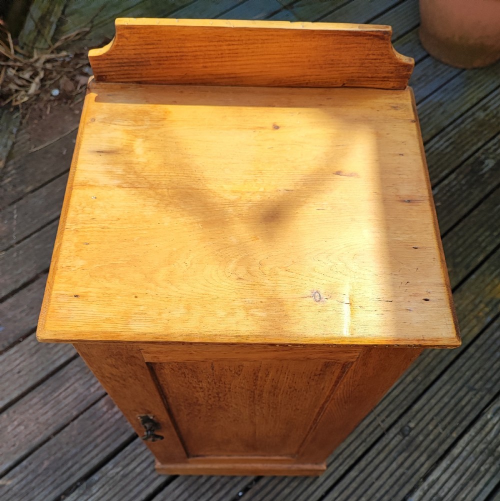 Victorian pine bedside cabinet. View IV