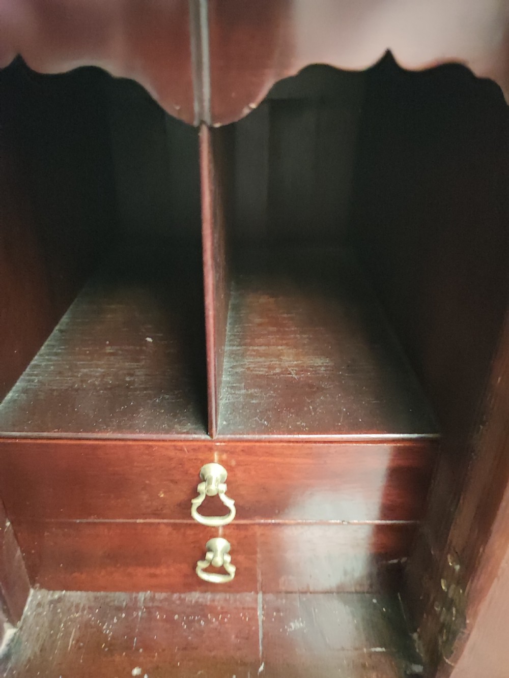 A quality Georgian mahogany bureau. View X