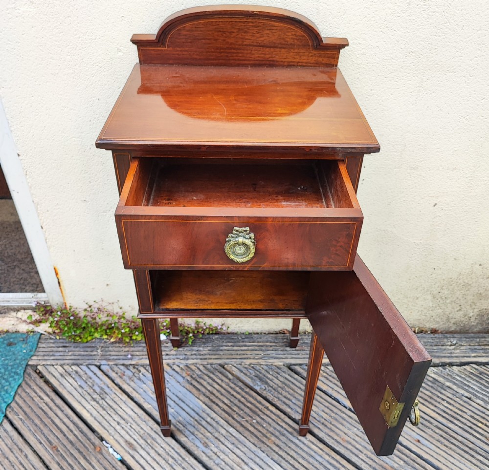 Quality Edwardian mahogany inlaid bedside cabinet. View II