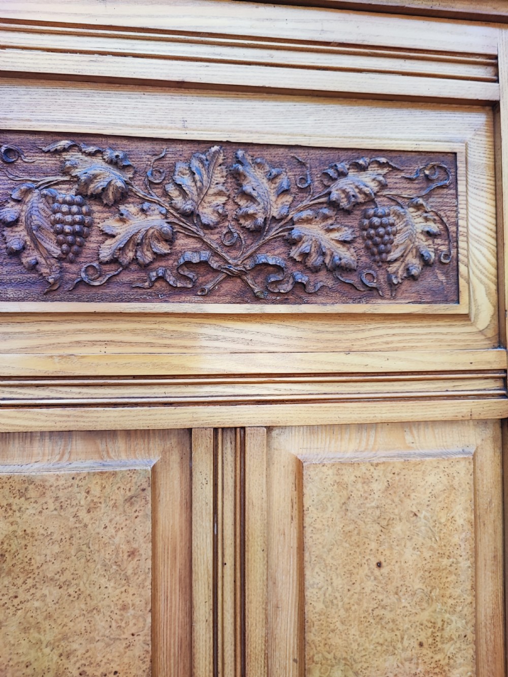 Superb Victorian walnut 3 door combination wardrobe. View V