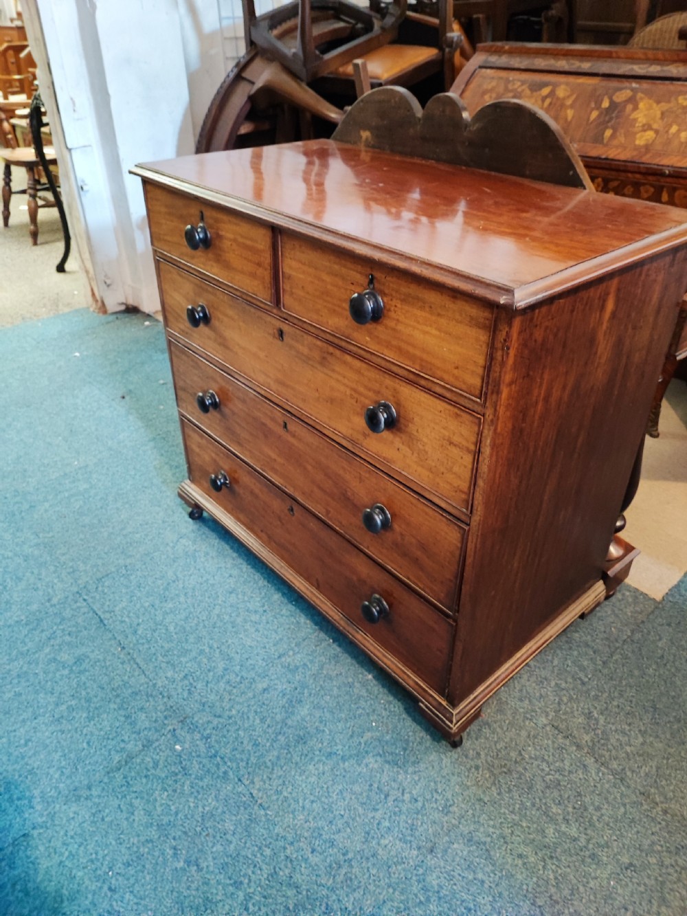 Regency mahogany chest of drawers. View IV