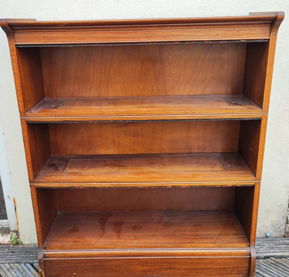 Edwardian inlaid mahogany 3 section open bookcase.