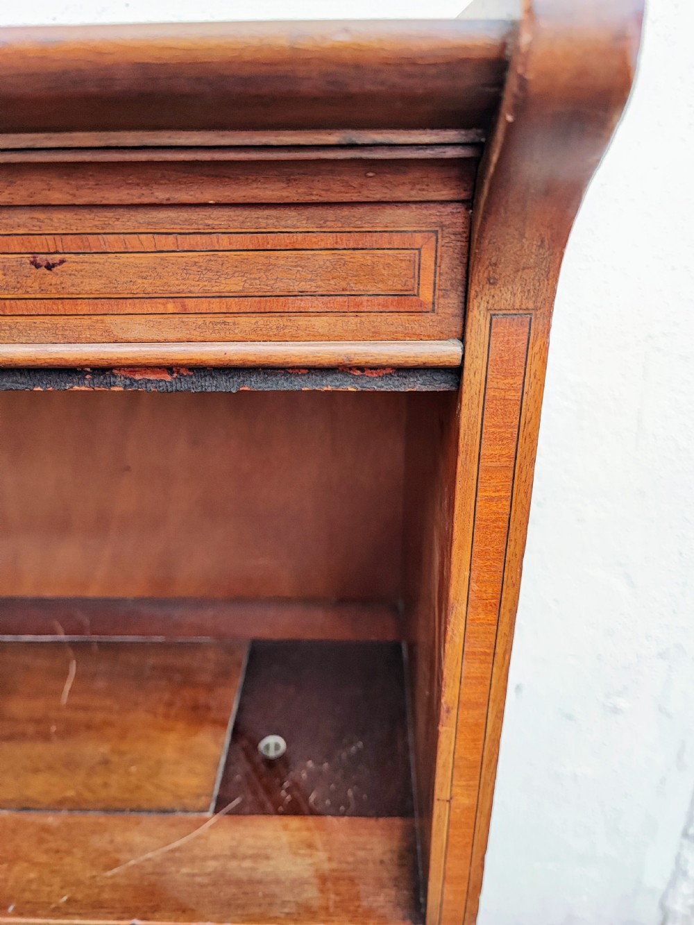 Edwardian inlaid mahogany 3 section open bookcase. View II