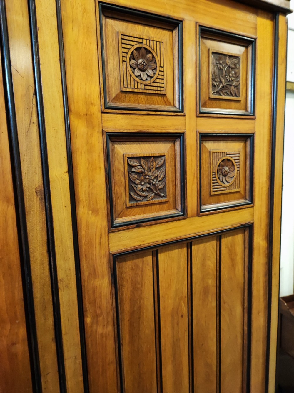 Superb Victorian arts and crafts  2 door wardrobe. Attr to Gillows  View XIV