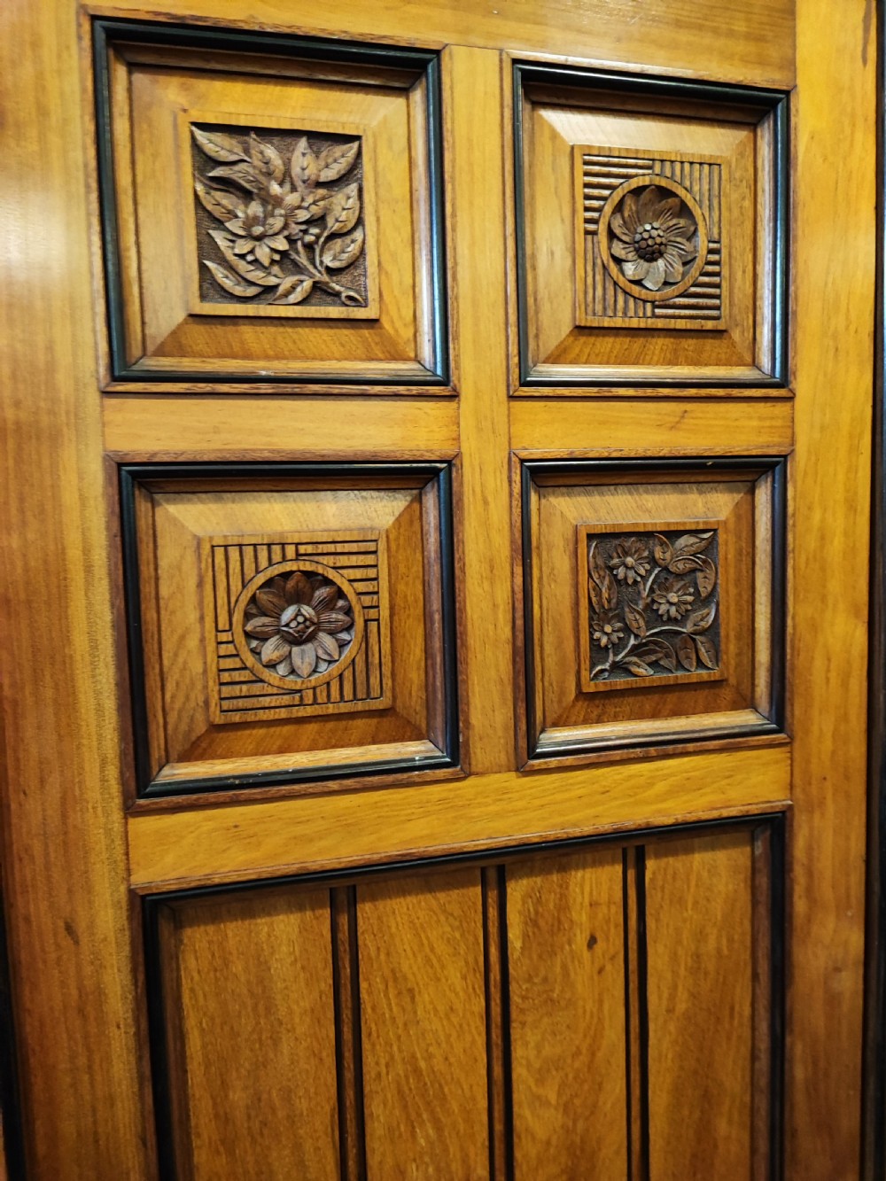Superb Victorian arts and crafts  2 door wardrobe. Attr to Gillows  View XVI
