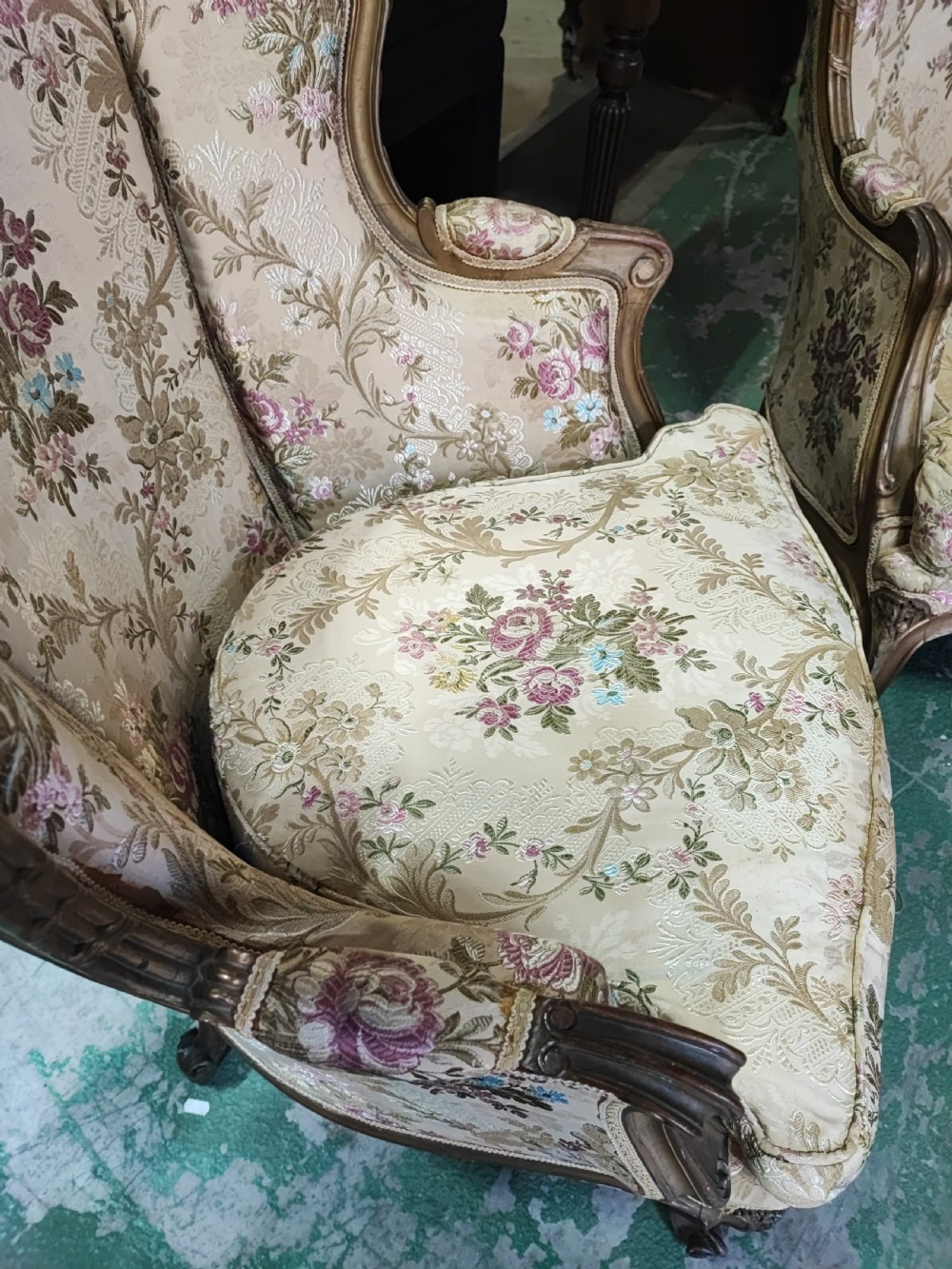 Superb pair of carved giltwood French armchairs. View VII