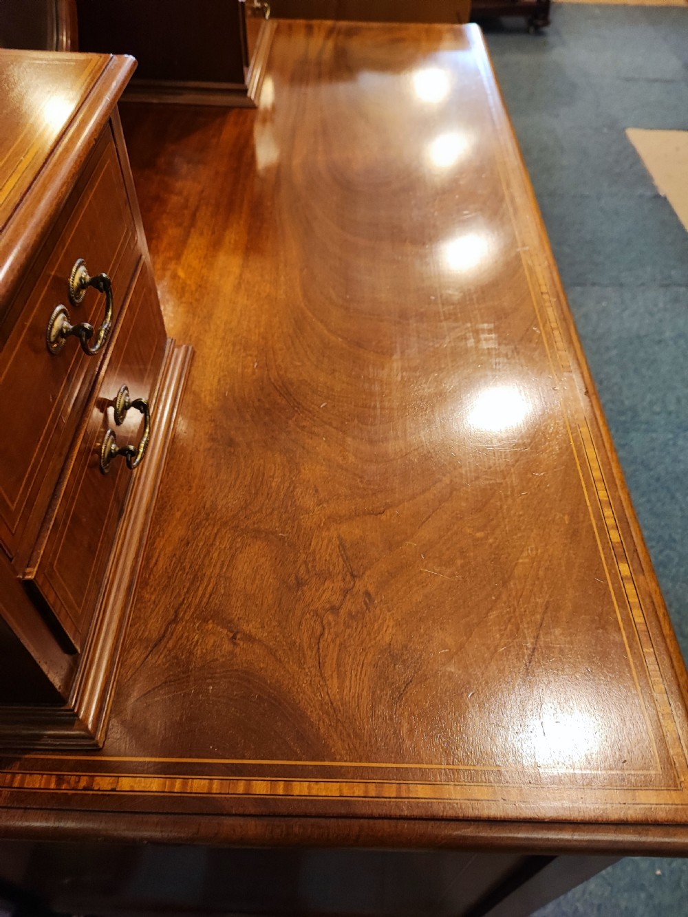 Superb Edwardian dressing table by London maker View VIII