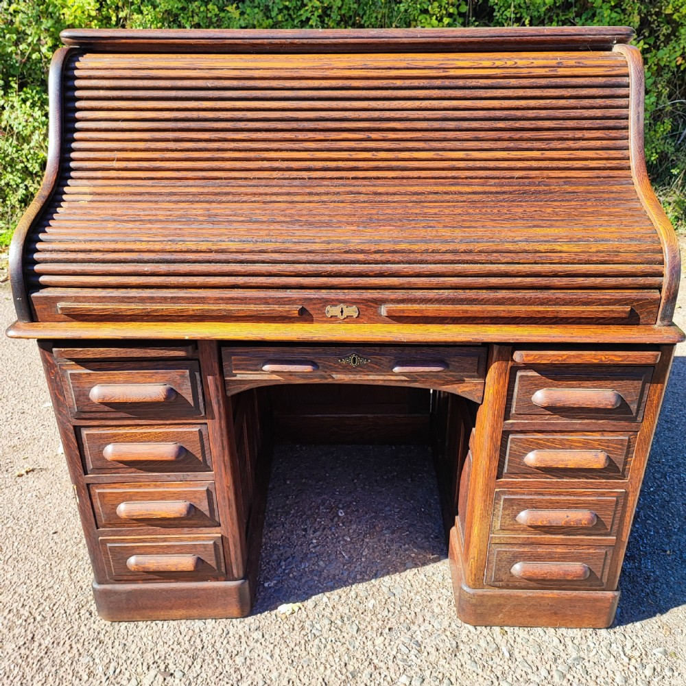 Superb antique oak rolltop desk  View V