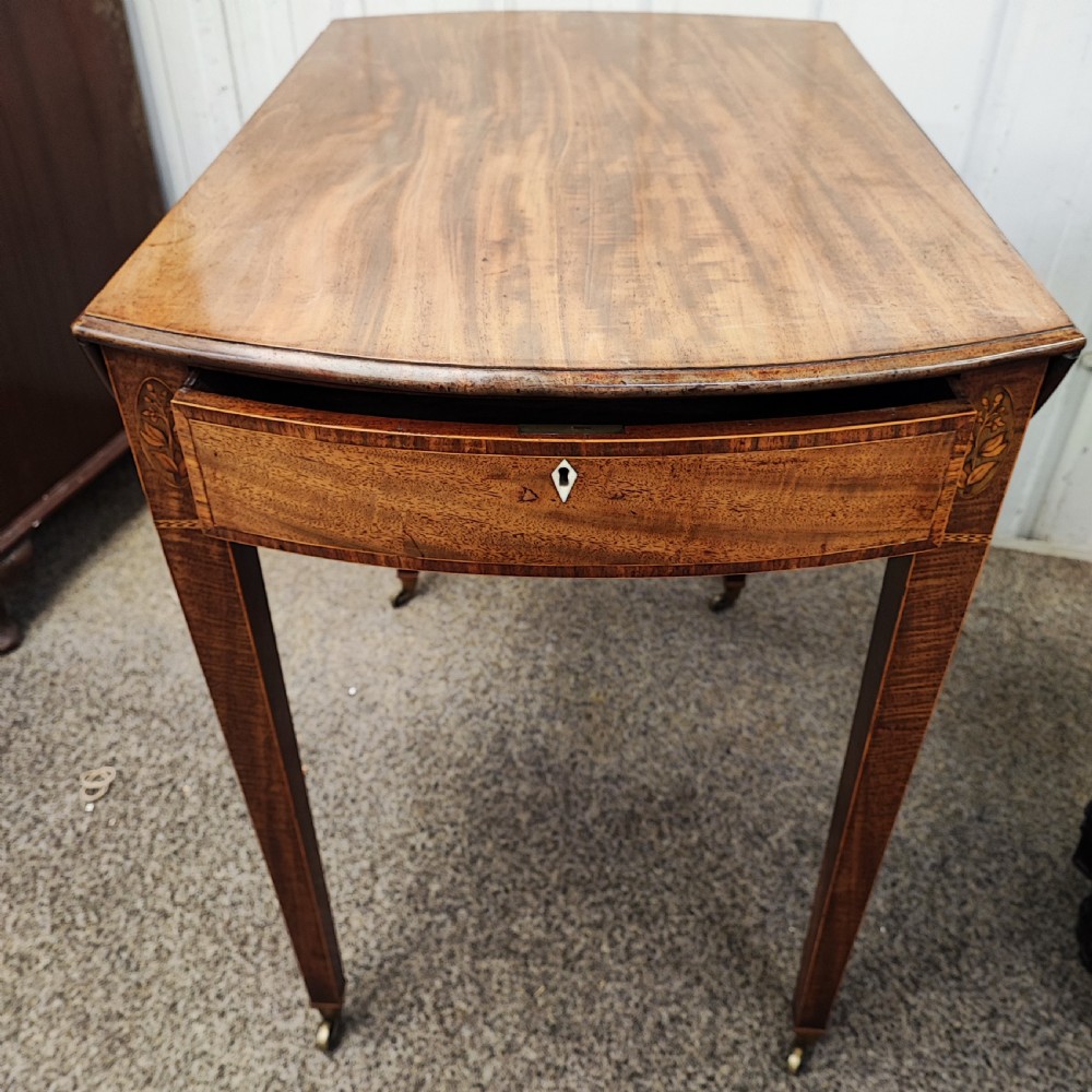 Superb Georgian inlaid mahogany Pembroke table View VI