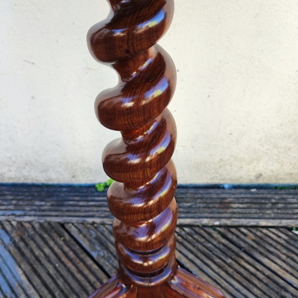 Quality mahogany tripod wine or lamp table View VI